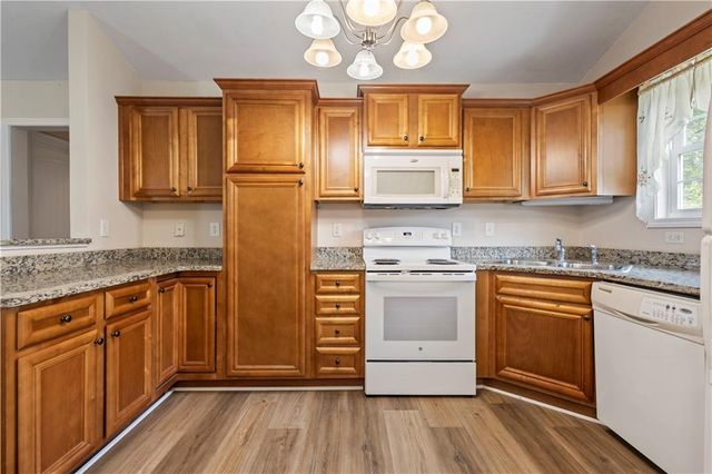 1911 School House Lane, Temple, GA 30179