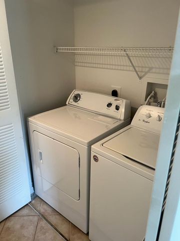4177 N HAVERHILL Road 810, West Palm Beach, FL 33417