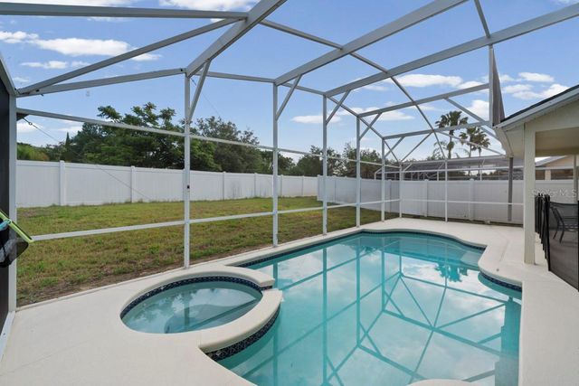 936 BLOOMINGDALE DRIVE, Davenport, FL 33897