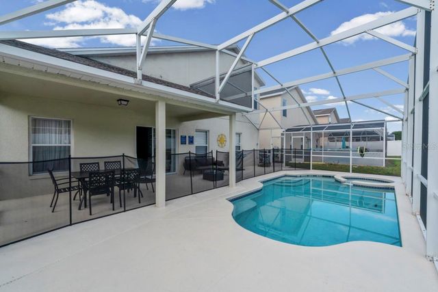 936 BLOOMINGDALE DRIVE, Davenport, FL 33897