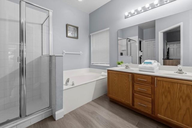 936 BLOOMINGDALE DRIVE, Davenport, FL 33897