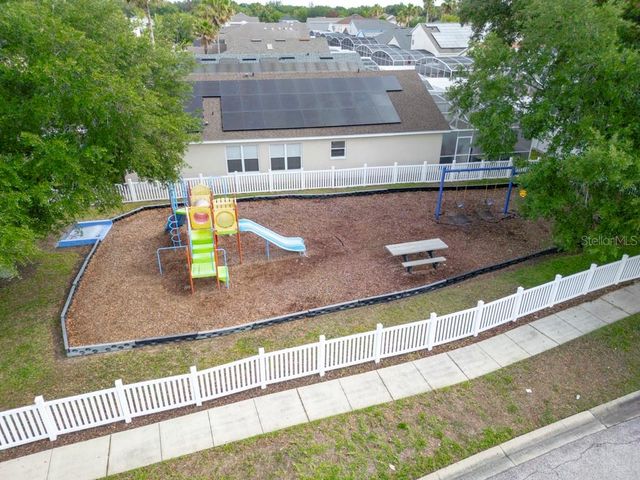 936 BLOOMINGDALE DRIVE, Davenport, FL 33897
