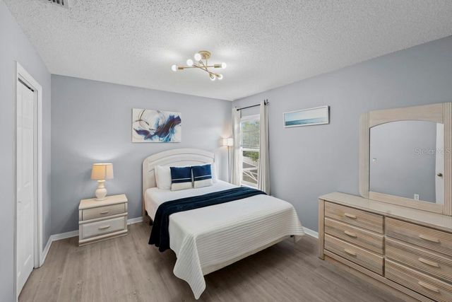 936 BLOOMINGDALE DRIVE, Davenport, FL 33897
