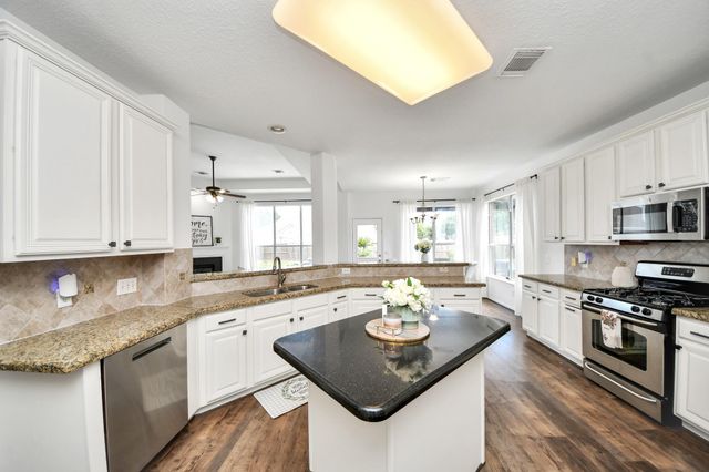 11102 Oak Mesa Court, Houston, TX 77070