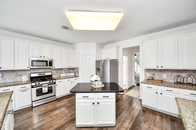 11102 Oak Mesa Court, Houston, TX 77070