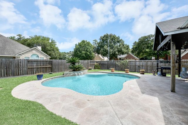 11102 Oak Mesa Court, Houston, TX 77070