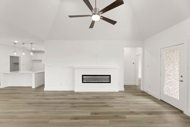 2000 Blossom Street, Mesquite, TX 75181