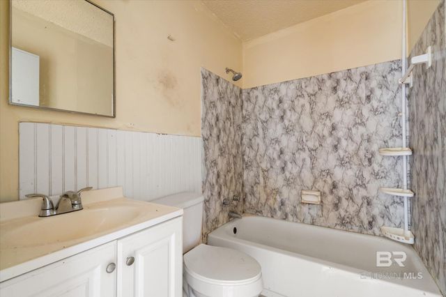313 W 4th Avenue, Foley, AL 36535