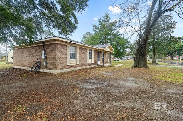 313 W 4th Avenue, Foley, AL 36535