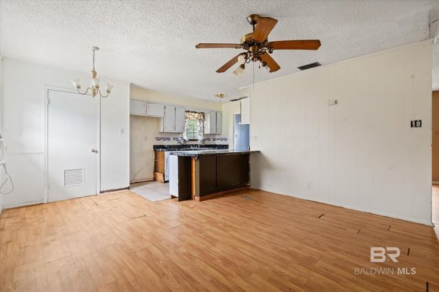 313 W 4th Avenue, Foley, AL 36535