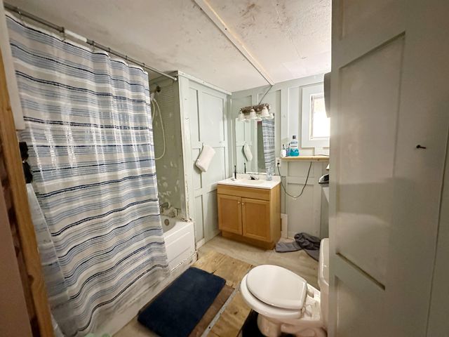 106 Red Eye Road, Defuniak Springs, FL 32433