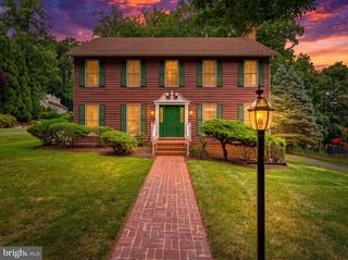 8535 HILL SPRING DR, Lutherville Timonium, MD 21093