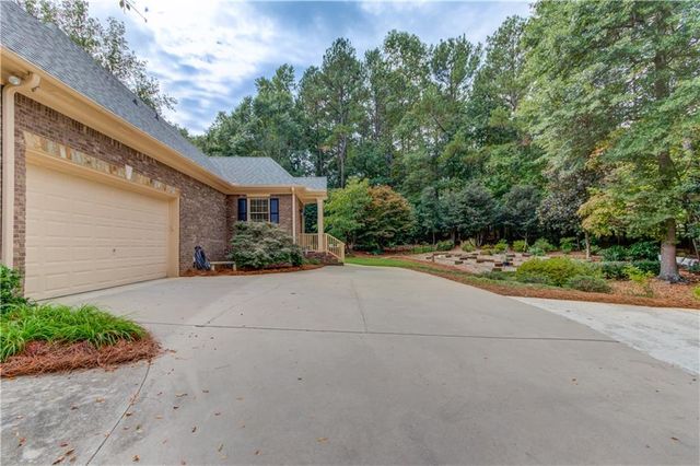 901 Providence Lane, Monroe, GA 30656