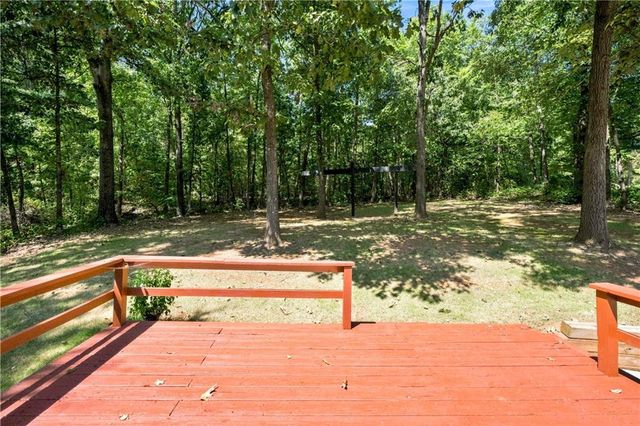 326 Forest Lake Road, Pendergrass, GA 30567