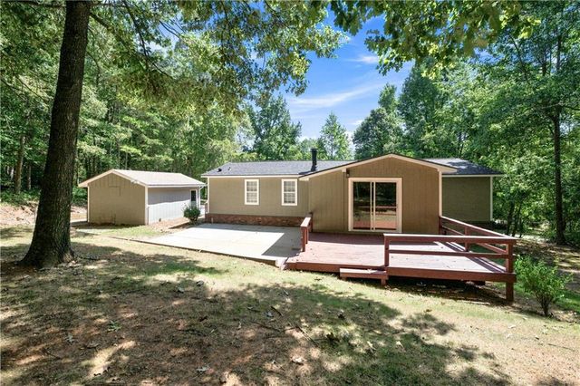 326 Forest Lake Road, Pendergrass, GA 30567