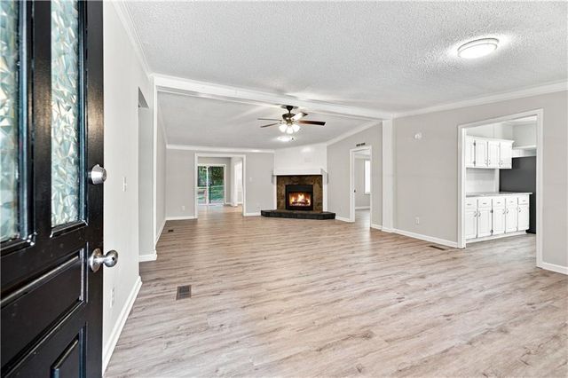 326 Forest Lake Road, Pendergrass, GA 30567
