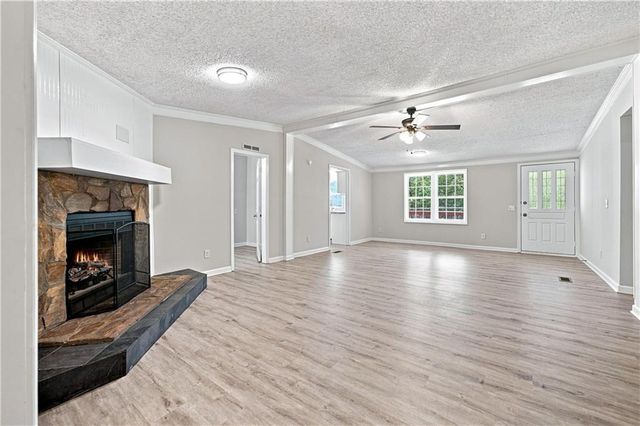 326 Forest Lake Road, Pendergrass, GA 30567