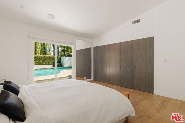 23122 Bigler Street, Woodland Hills (los Angeles), CA 91364