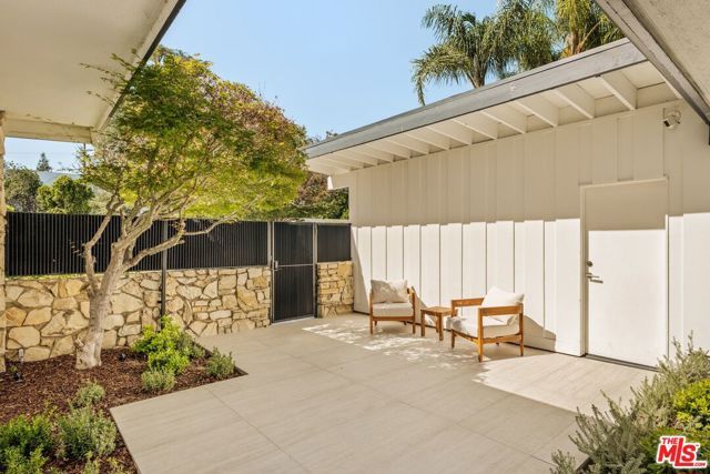 23122 Bigler Street, Woodland Hills (los Angeles), CA 91364