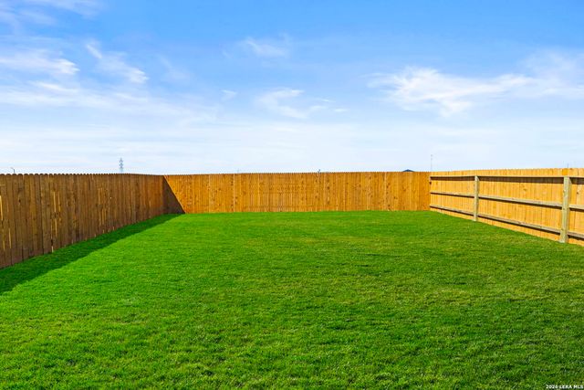 16035 Mahogany Way, Elmendorf, TX 78112