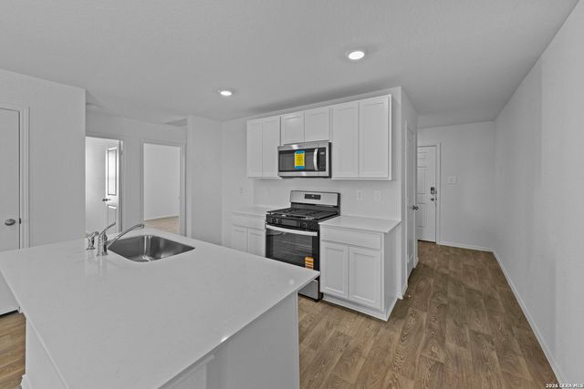 16035 Mahogany Way, Elmendorf, TX 78112