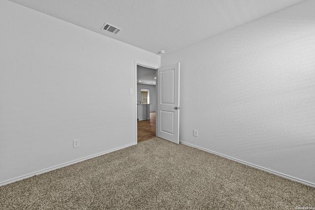 16035 Mahogany Way, Elmendorf, TX 78112