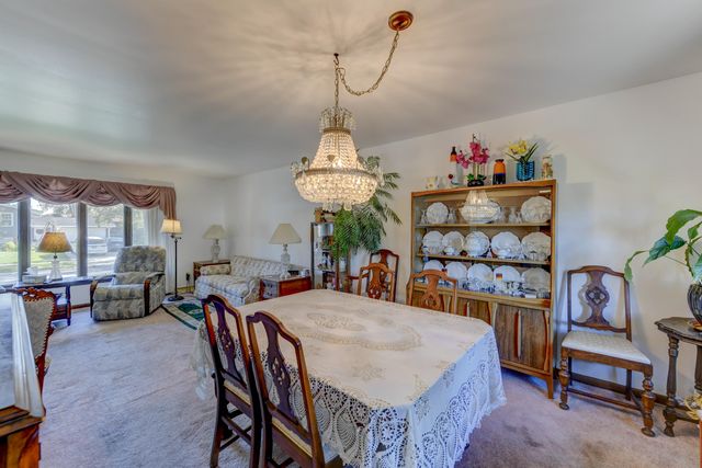 9500 Lilac Lane, Munster, IN 46321
