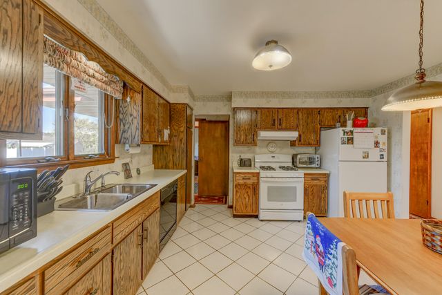 9500 Lilac Lane, Munster, IN 46321