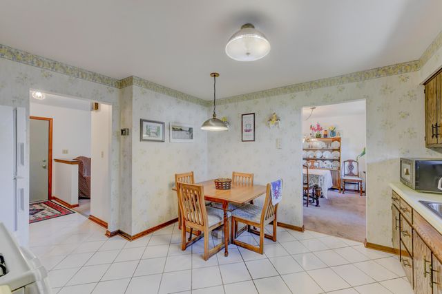 9500 Lilac Lane, Munster, IN 46321