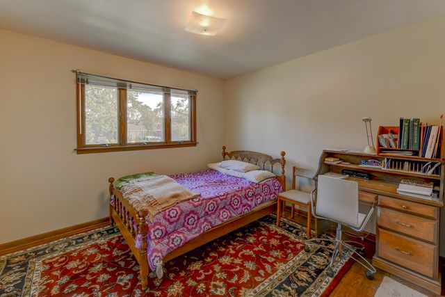 9500 Lilac Lane, Munster, IN 46321