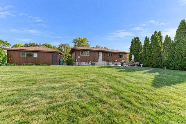 9500 Lilac Lane, Munster, IN 46321