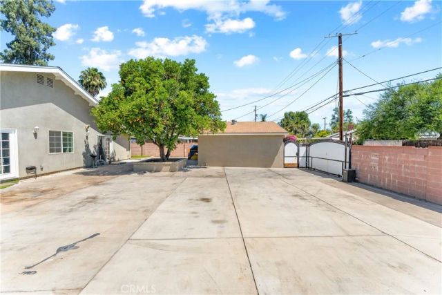 7222 Fallbrook Avenue, West Hills, CA 91307