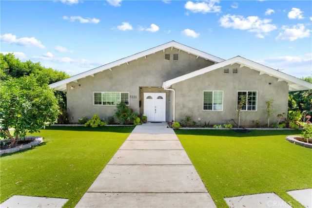 7222 Fallbrook Avenue, West Hills, CA 91307