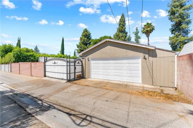 7222 Fallbrook Avenue, West Hills, CA 91307