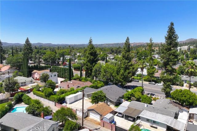 7222 Fallbrook Avenue, West Hills, CA 91307