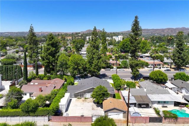 7222 Fallbrook Avenue, West Hills, CA 91307