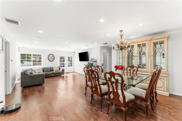 7222 Fallbrook Avenue, West Hills, CA 91307