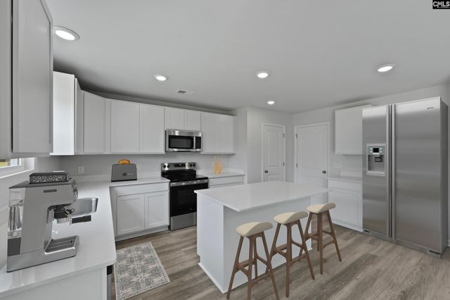 220 Kingfield Drive, Hopkins, SC 29061