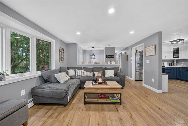 112 Bond Rd, Charlton, MA 01507