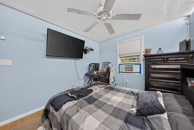 112 Bond Rd, Charlton, MA 01507
