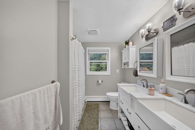 112 Bond Rd, Charlton, MA 01507