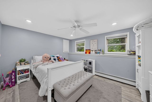 112 Bond Rd, Charlton, MA 01507