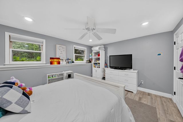 112 Bond Rd, Charlton, MA 01507