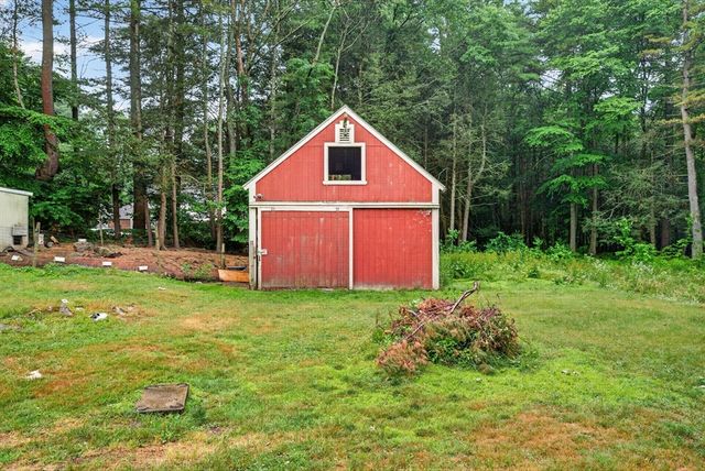 112 Bond Rd, Charlton, MA 01507