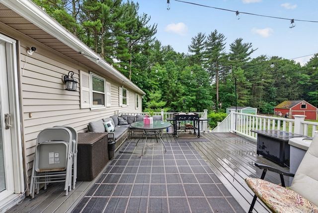 112 Bond Rd, Charlton, MA 01507