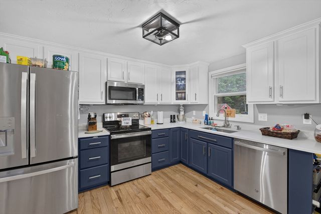 112 Bond Rd, Charlton, MA 01507