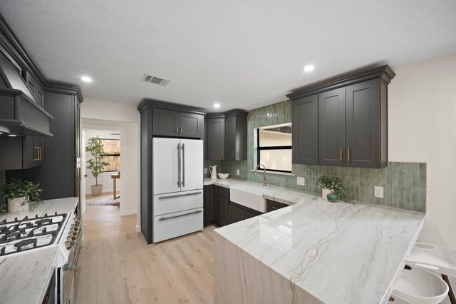 4813 Hummingbird Street, Houston, TX 77035