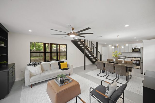 4813 Hummingbird Street, Houston, TX 77035