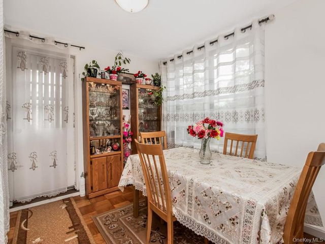 1874 Pelham Parkway S 2P, Bronx, NY 10461