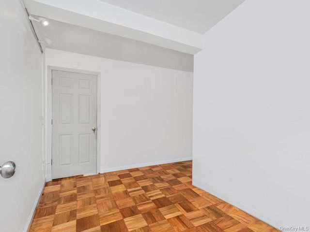 1874 Pelham Parkway S 2P, Bronx, NY 10461